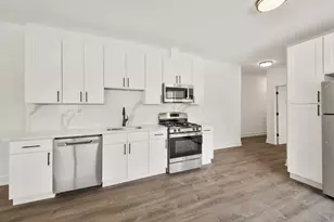 3058 W Cortland St, Chicago, IL 60647 - Photo 3