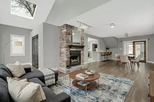 584 S 4th Ave, Des Plaines, IL 60016 - Photo 7