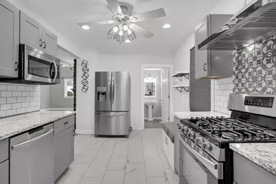 584 S 4th Avenue, Des Plaines, IL 60016 - Photo 11