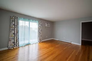 6450 S New England Ave, Chicago, IL 60638 - Photo 3