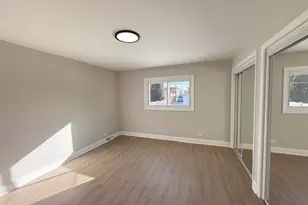 1721 E 91st Pl, Chicago, IL 60617 - Photo 9