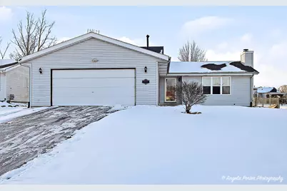 130 Sundance Trail, Capron, IL 61012 - Photo 1