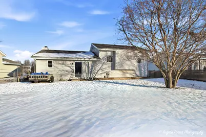 130 Sundance Trail, Capron, IL 61012 - Photo 27