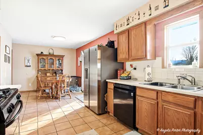 130 Sundance Trail, Capron, IL 61012 - Photo 9