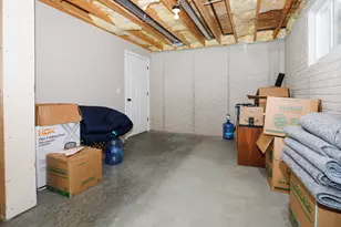 1517 Kell Ave, Bloomington, IL 61705 - Photo 37