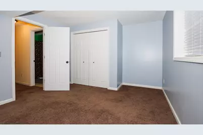 1517 Kell Avenue, Bloomington, IL 61705 - Photo 35