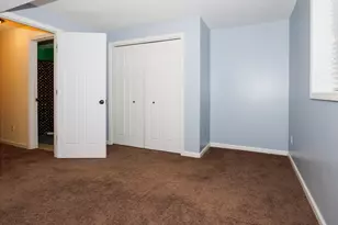 1517 Kell Ave, Bloomington, IL 61705 - Photo 35