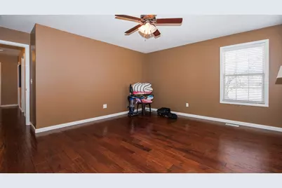 1517 Kell Avenue, Bloomington, IL 61705 - Photo 25