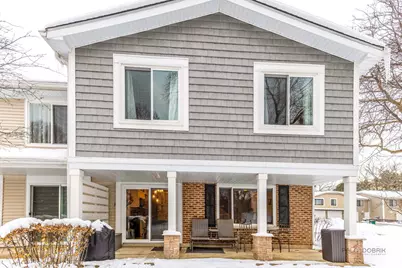 452 Kennedy Place, Vernon Hills, IL 60061 - Photo 1