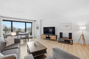 3100 N Lake Shore Dr, Chicago, IL 60657 - Photo 3