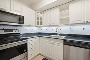 3100 N Lake Shore Dr, Chicago, IL 60657 - Photo 9