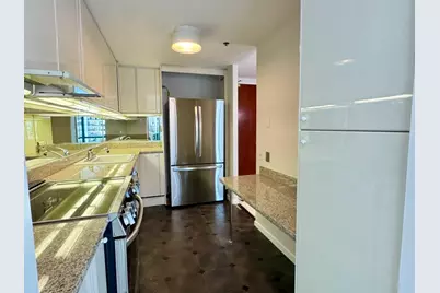 100 E Huron Street #2001, Chicago, IL 60611 - Photo 5