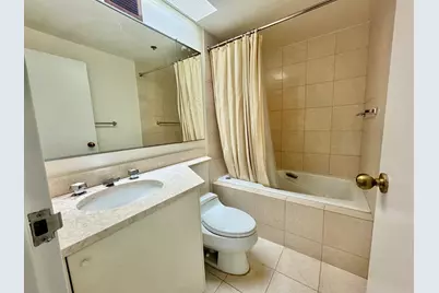 100 E Huron Street #2001, Chicago, IL 60611 - Photo 15