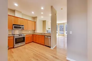 1212 N Orleans St, Chicago, IL 60610 - Photo 5