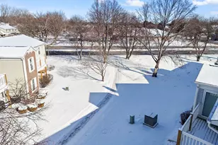 2050 Lancaster Cir, Naperville, IL 60565 - Photo 31