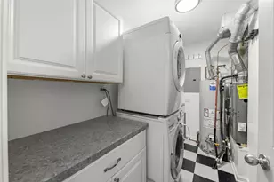 2050 Lancaster Cir, Naperville, IL 60565 - Photo 25