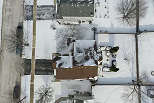 760 Normandy Ln, Lake in the Hills, IL 60156 - Photo 31