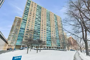 3180 N Lake Shore Dr, Chicago, IL 60657 - Photo 1