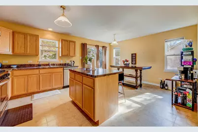 1114 Kylemore Court, Joliet, IL 60431 - Photo 7