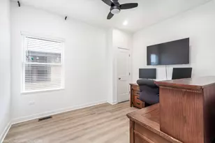 1830 S 11th Ave, Maywood, IL 60153 - Photo 25