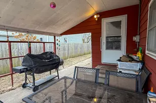 112 S H St, Tilton, IL 61833 - Photo 17