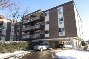 1301 S Finley Rd, Lombard, IL 60148 - Photo 1