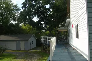 125 Central Hill Rd, Grantsburg, IL 62943 - Photo 9