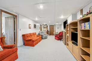 302 Baker St, Fulton, IL 61252 - Photo 21