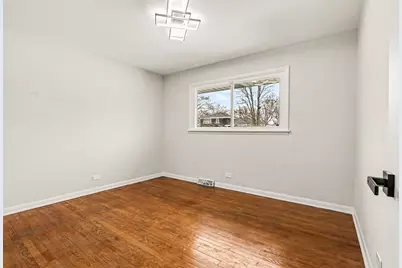 16914 Parkside Avenue, South Holland, IL 60473 - Photo 9