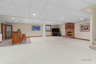 37181 N Fox Hill Dr, Wadsworth, IL 60083 - Photo 31