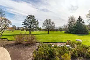 37181 N Fox Hill Dr, Wadsworth, IL 60083 - Photo 41