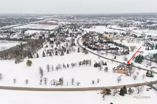 37181 N Fox Hill Dr, Wadsworth, IL 60083 - Photo 45