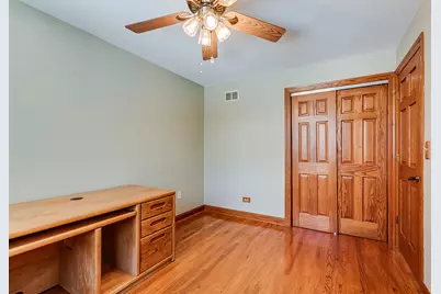 8732 W Surrey Park, Palos Hills, IL 60465 - Photo 9