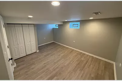 5423 W 63rd Place, Chicago, IL 60638 - Photo 7