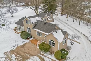 11N575 Rohrssen Rd, Elgin, IL 60120 - Photo 45