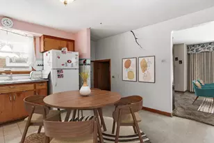 6031 S Moody Ave, Chicago, IL 60638 - Photo 5