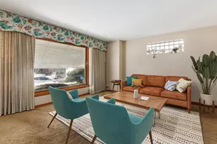 6031 S Moody Ave, Chicago, IL 60638 - Photo 3