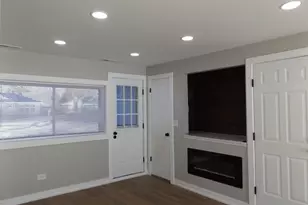 2203 South St, Rolling Meadows, IL 60008 - Photo 11