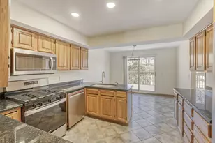 19 Portwine Rd, Willowbrook, IL 60527 - Photo 7