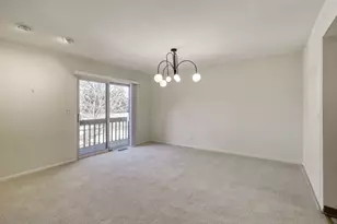 19 Portwine Rd, Willowbrook, IL 60527 - Photo 5