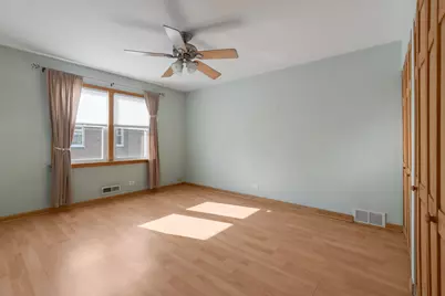 2753 W Rascher Avenue, Chicago, IL 60625 - Photo 9