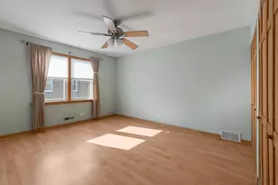 2753 W Rascher Ave, Chicago, IL 60625 - Photo 9