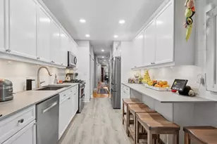 1949 W Birchwood Ave, Chicago, IL 60626 - Photo 13