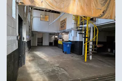 2859 W Montrose Avenue, Chicago, IL 60618 - Photo 9