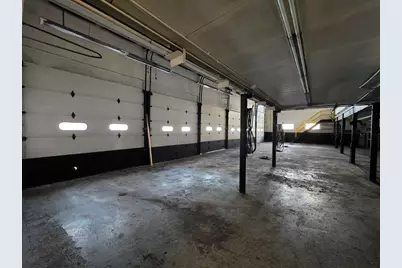 2859 W Montrose Avenue, Chicago, IL 60618 - Photo 5