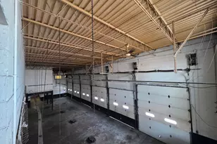 2859 W Montrose Ave, Chicago, IL 60618 - Photo 13