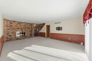 524 Meadow Ln, Beecher, IL 60401 - Photo 11