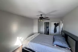 417 Berkshire Dr, Crystal Lake, IL 60014 - Photo 17