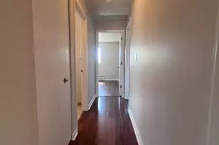 417 Berkshire Dr, Crystal Lake, IL 60014 - Photo 9