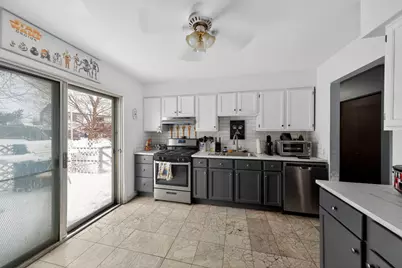 1772 Frank Court, Glendale Heights, IL 60139 - Photo 9